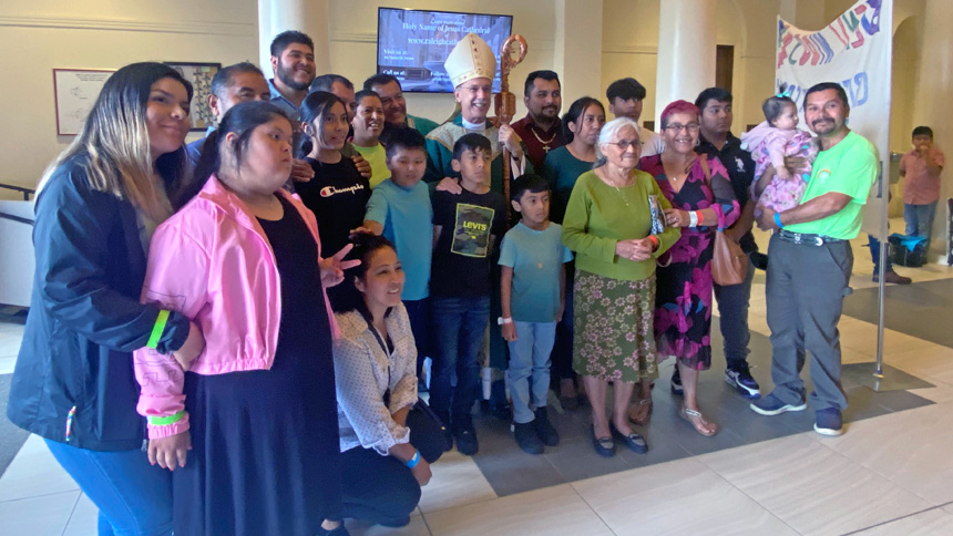 Songs, prayer and joy part of Cursillo celebration at cathedral