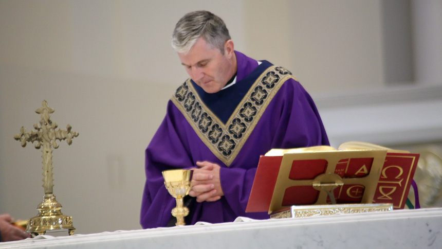 Bishop celebrates Mass for homeschoolers across diocese