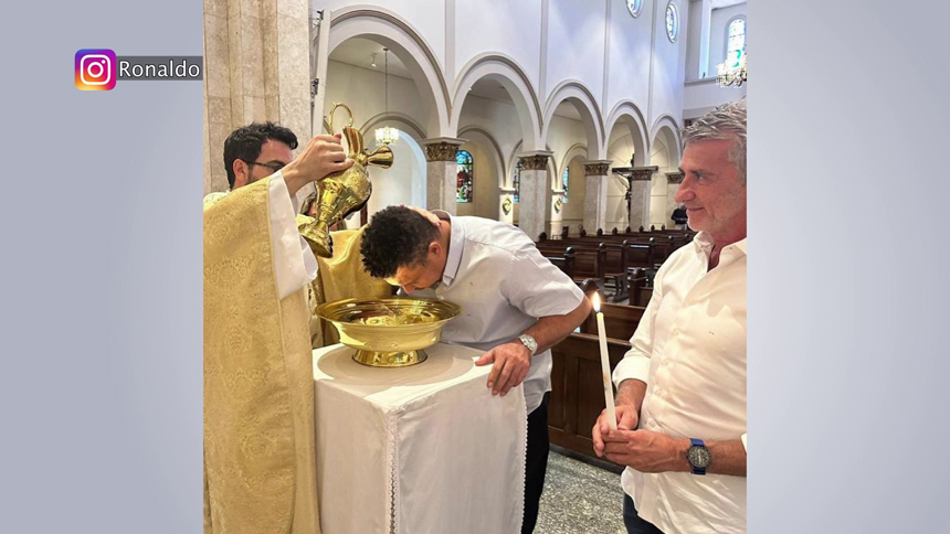 Ronaldo, soccer star and world champion, baptized at 46 years old