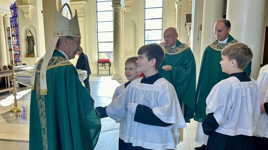 Bishop celebrates annual Mass with homeschool community