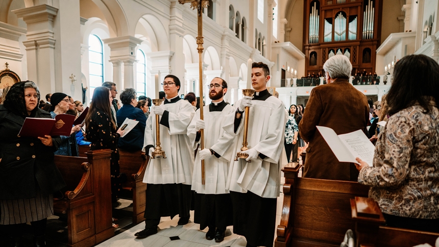 Chrism Mass draws Catholics from each deanery