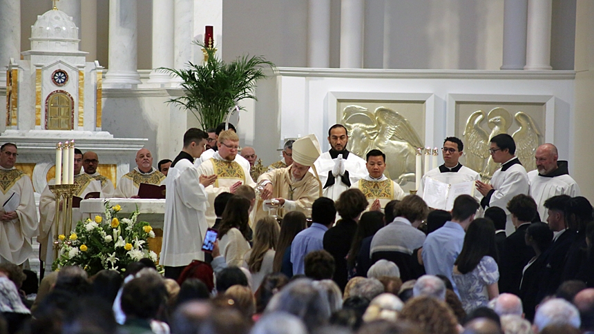 Chrism Mass draws Catholics from each deanery