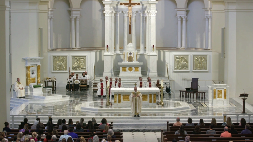 Diocesan school staff, clergy gather for Mass at cathedral