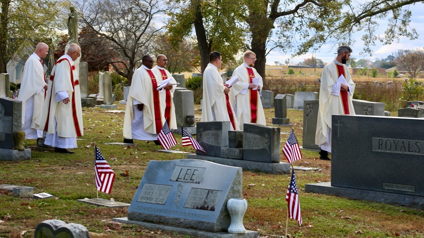 Diocese remembers deceased clergy on Feast of All Souls in centennial year